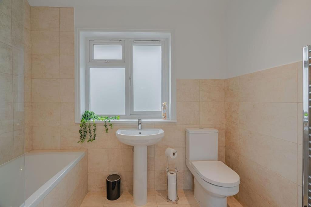 Putney Haven 3Bd 2 Bath Sleeps 8 Apartment Лондон Екстериор снимка